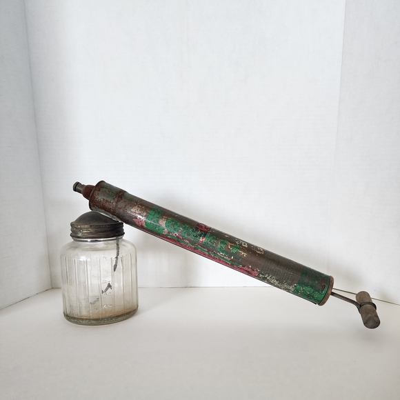 Source Unknown Vintage Decor Set - Red, Green, Brown - Picture 2 of 10